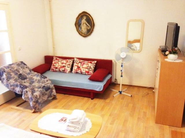 Apartman Gracin Примоштен Екстер'єр фото