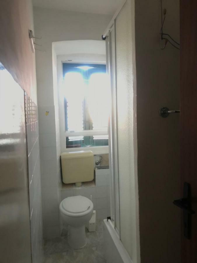 Apartman Gracin Примоштен Екстер'єр фото